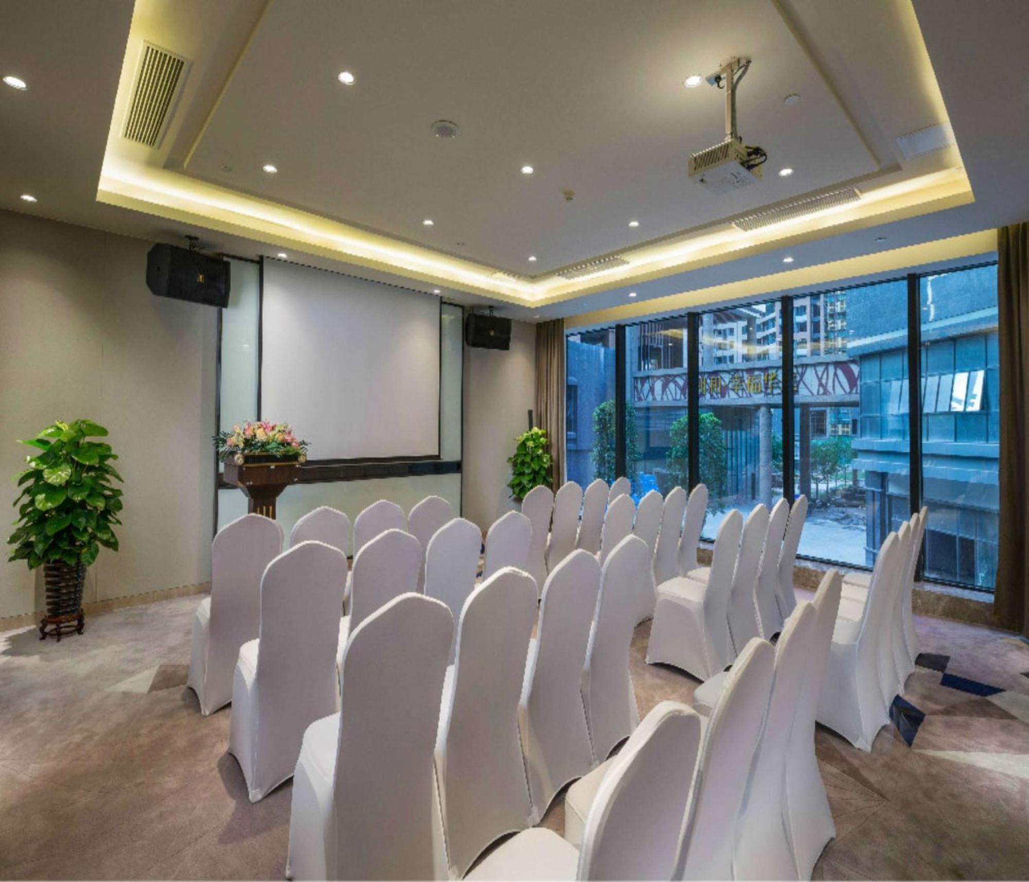 Hilton Garden Inn Zhongshan Guzhen Exterior foto