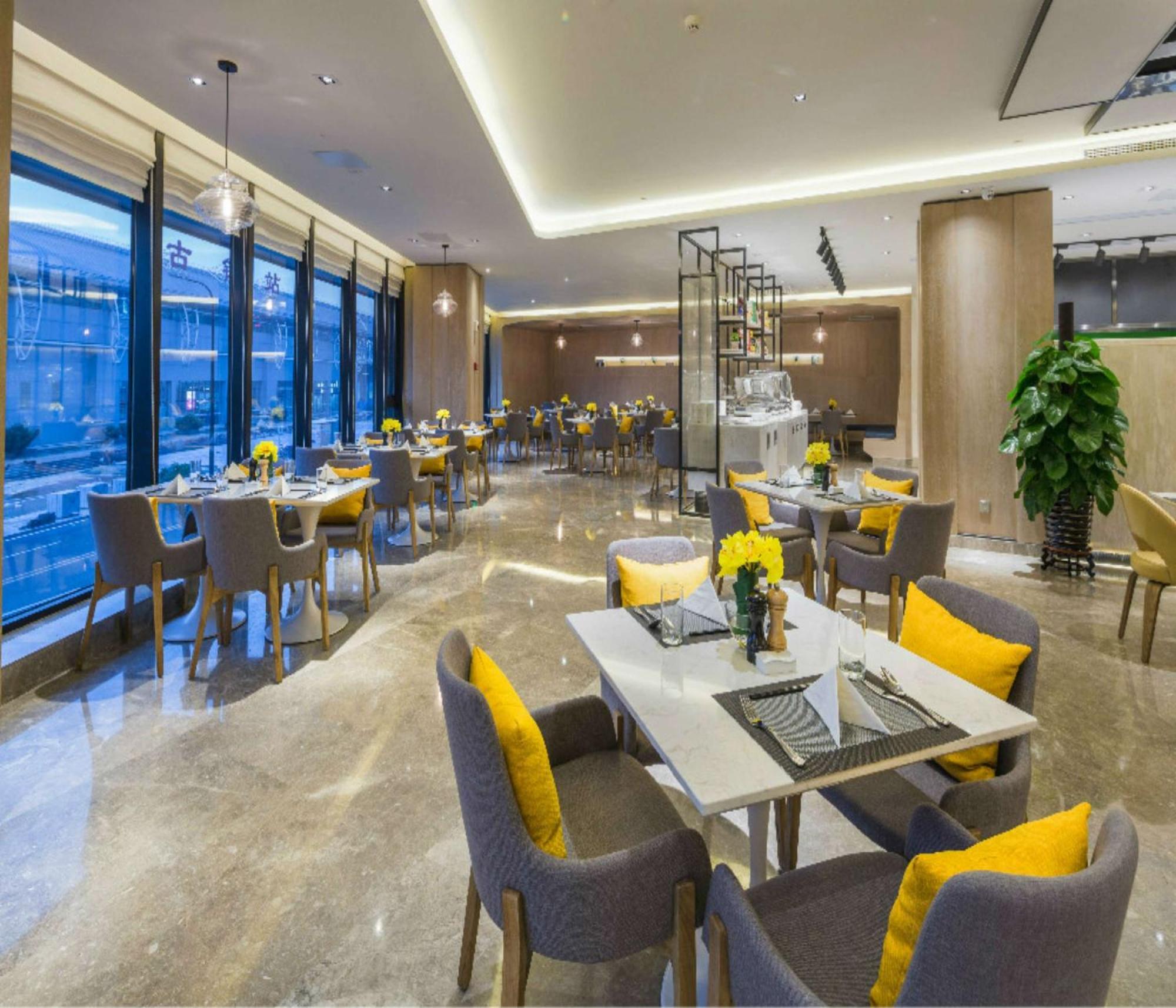 Hilton Garden Inn Zhongshan Guzhen Exterior foto